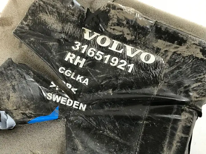Volvo S90, V90 (2016 - 2020) 31651921 Абсорбер крыла — фото 3