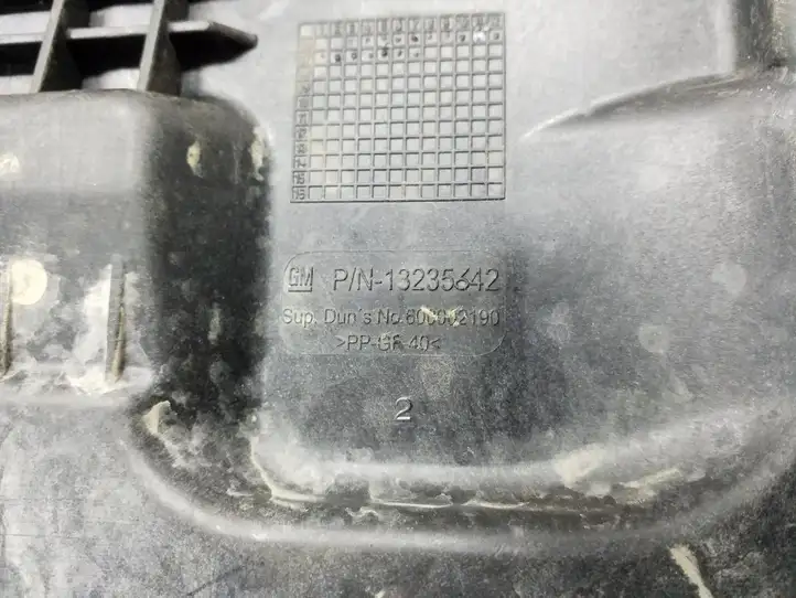 Opel Corsa D (2006 - 2010) 13235642 Площадка аккумулятора — фото 4