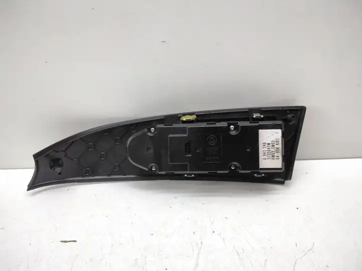 BMW 5 E60 E61 (2004 - 2010) 6943246 Кнопка стеклоподъемников — фото 2