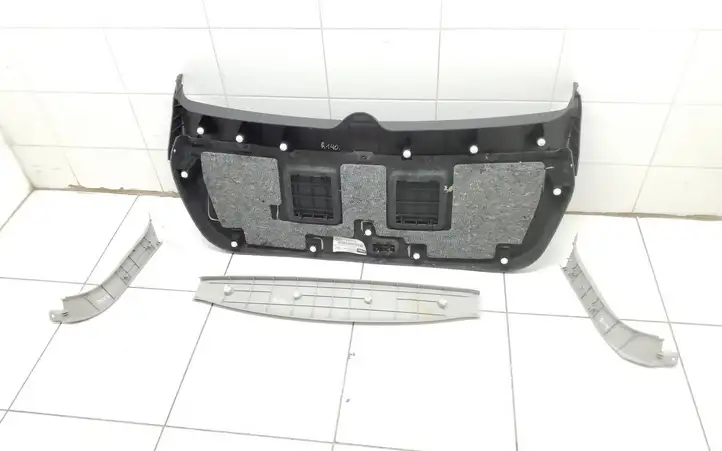 Toyota Avensis T250 (2006 - 2009) 6479005030 Комплект обшивки крышки багажника — фото 6