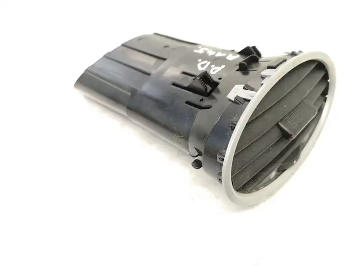 Ford Focus (2005 - 2008) 6N41A014L21CA39PA Боковой воздушный дефлектор — фото 2