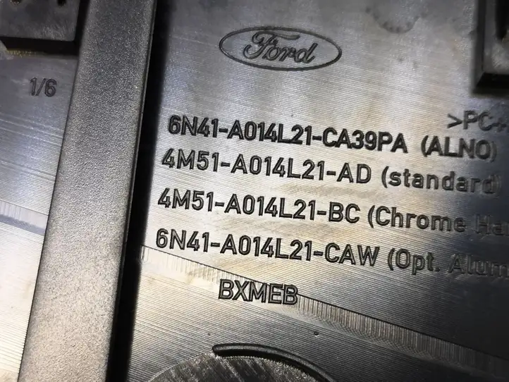 Ford Focus (2005 - 2008) 6N41A014L21CA39PA Боковой воздушный дефлектор — фото 4