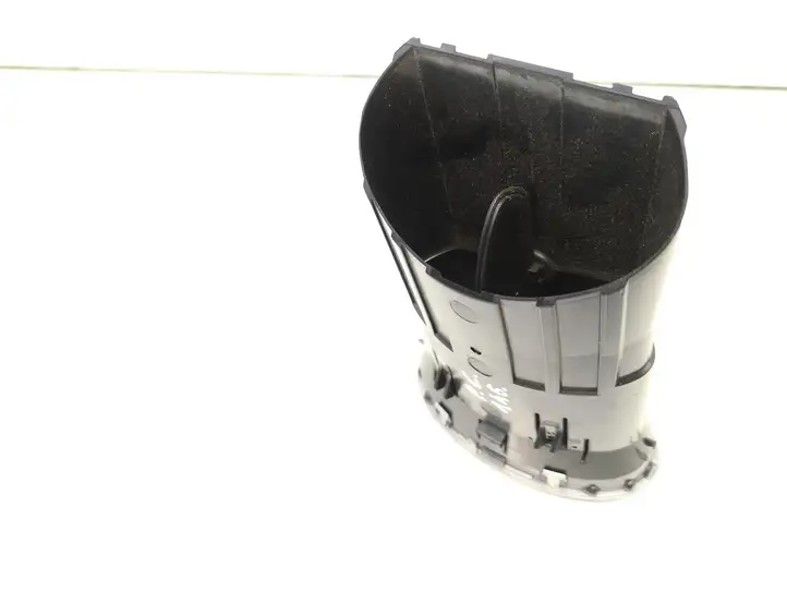 Ford Focus (2005 - 2008) 6N41A016PA Центральный воздушный дефлектор — фото 3