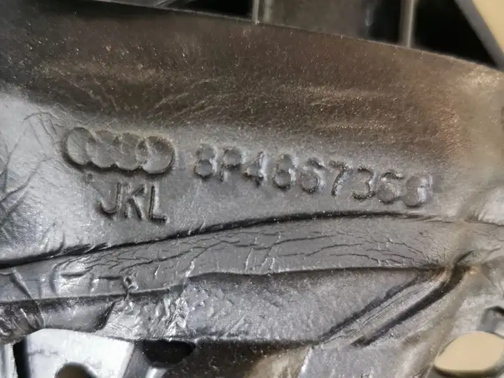 Audi A3/S3 8P (2004 - 2008) 8P4837630 Рамка стекла передней двери — фото 7