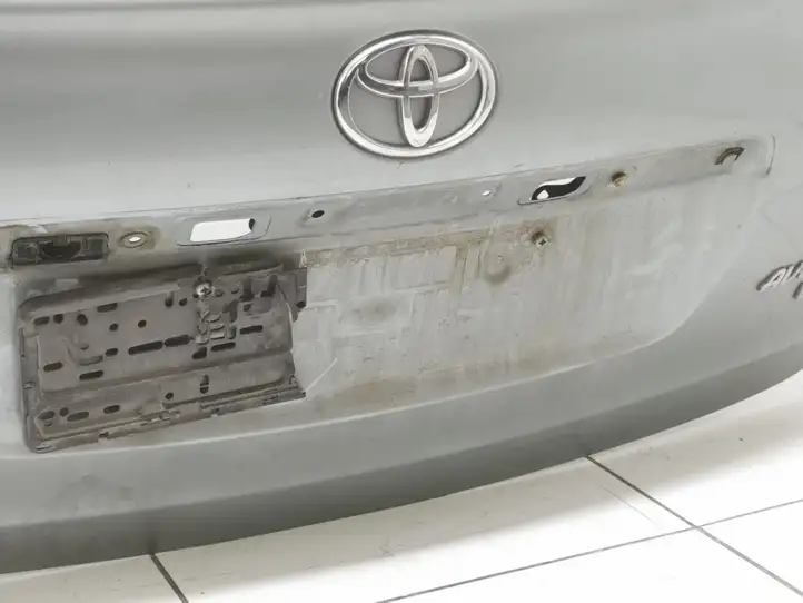 Toyota Avensis T250 (2006 - 2009) Крышка багажника — фото 6