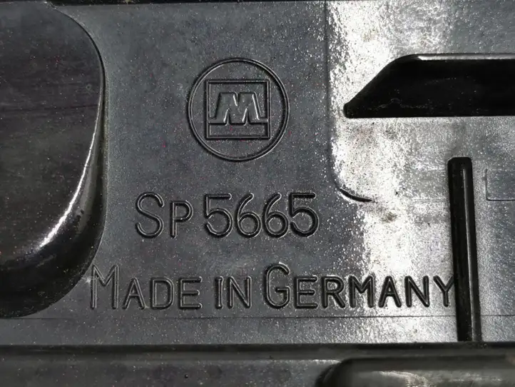 Mercedes-Benz E W211 (2002 - 2009) A2117900388 Спойлер заднего стекла — фото 6