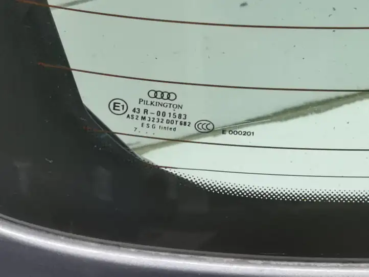 Audi A3/S3 8P (2004 - 2008) Крышка багажника — фото 2