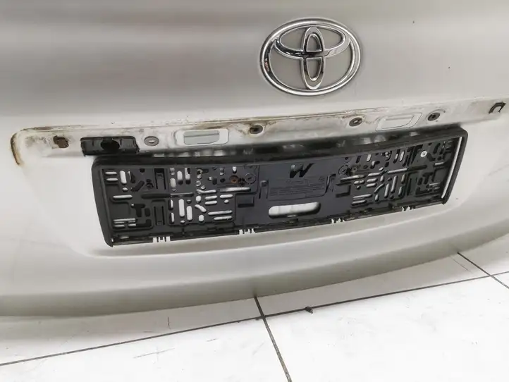 Toyota Avensis T250 (2006 - 2009) Крышка багажника — фото 12
