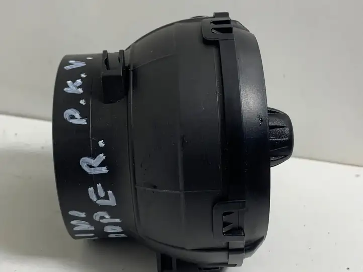 Mini Cooper Countryman R60 (2010 - 2016) Боковой воздушный дефлектор — фото 2