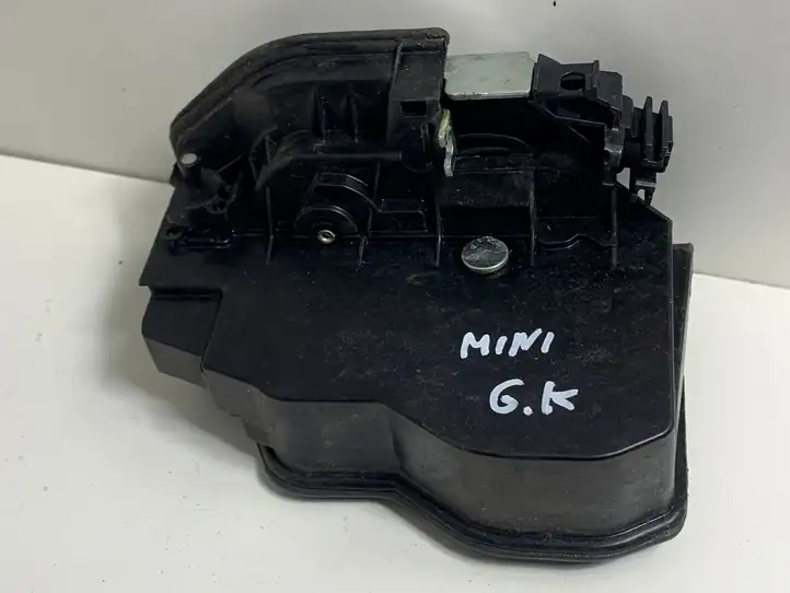 Mini Cooper Countryman R60 (2010 - 2016) 7318417 Замок задней двери — фото 1