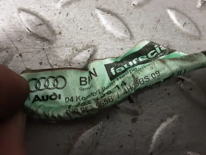 Audi A8 S8 D4 4H (2010 - 2014) 4H0963555B Нижняя часть сиденья водителя — фото 4