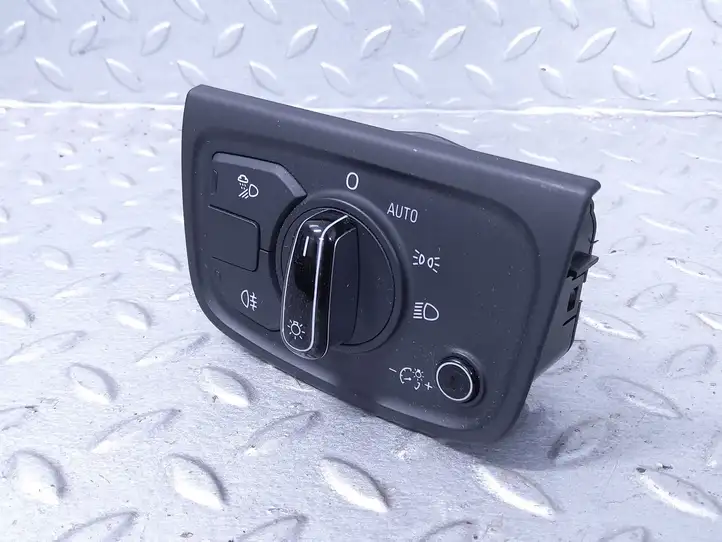 Audi A8 S8 D4 4H (2010 - 2014) 4H0941531B Включатель фонарей — фото 3