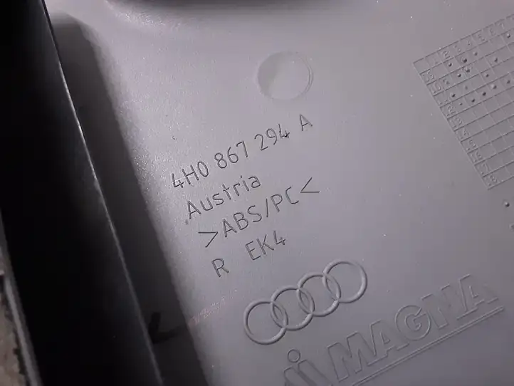 Audi A8 S8 D4 4H (2010 - 2014) 4H0867240B Верхняя обшивка стойки B — фото 7