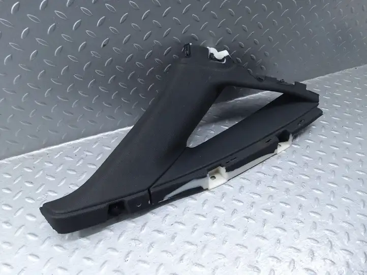 Audi A8 S8 D4 4H (2010 - 2014) 4H0867241B Верхняя обшивка стойки D — фото 2