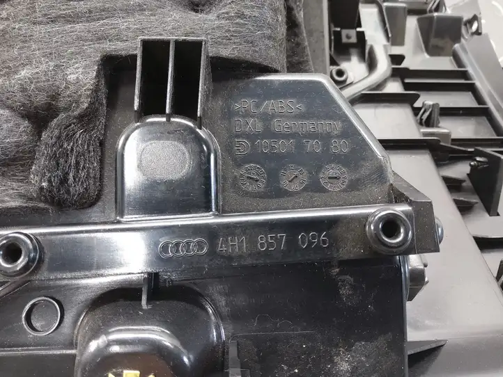 Audi A8 S8 D4 4H (2010 - 2014) 4H1857096 Вещевой ящик — фото 6