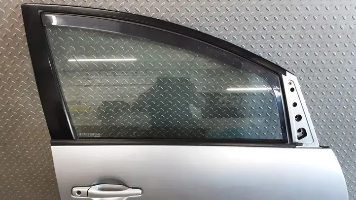 Mitsubishi Grandis (2003 - 2012) Дверь — фото 5