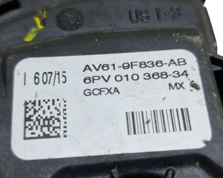 Ford Focus Grand C-MAX (2010 - 2019) AV619F836AB Педаль акселератора — фото 7