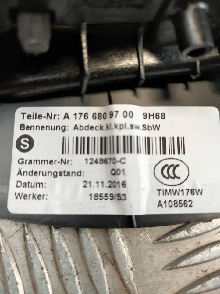 Mercedes-Benz CLA C117,X117,W117 (2013 - 2019) A1766809700 Другая деталь консоли (туннеля) — фото 5