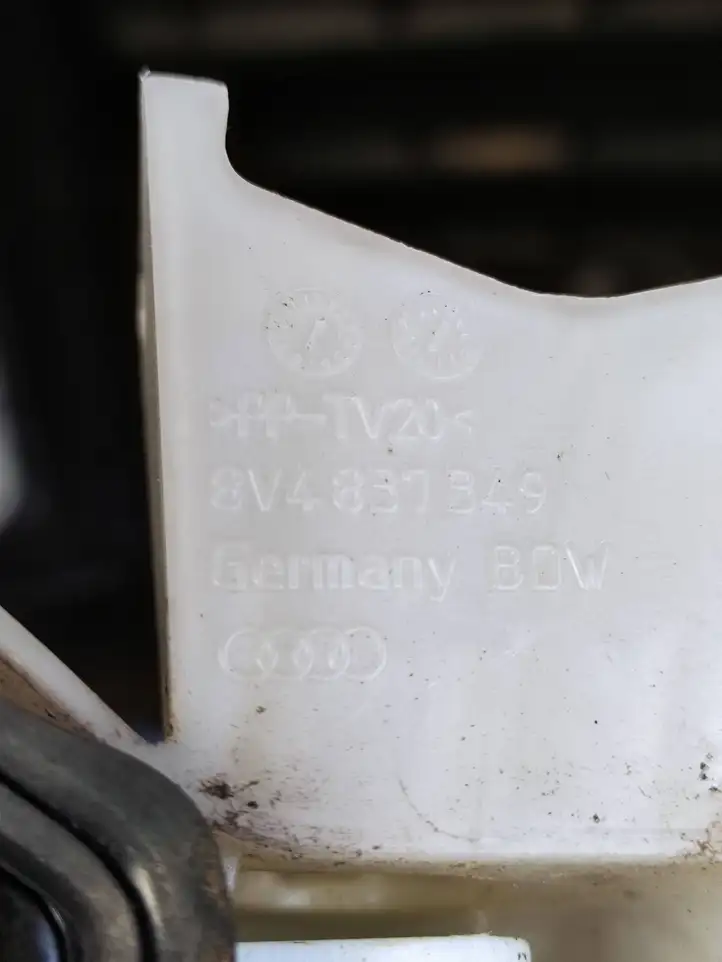 Audi A3/S3 8V (2016 - 2020) 8V4837349 Замок передней двери — фото 7