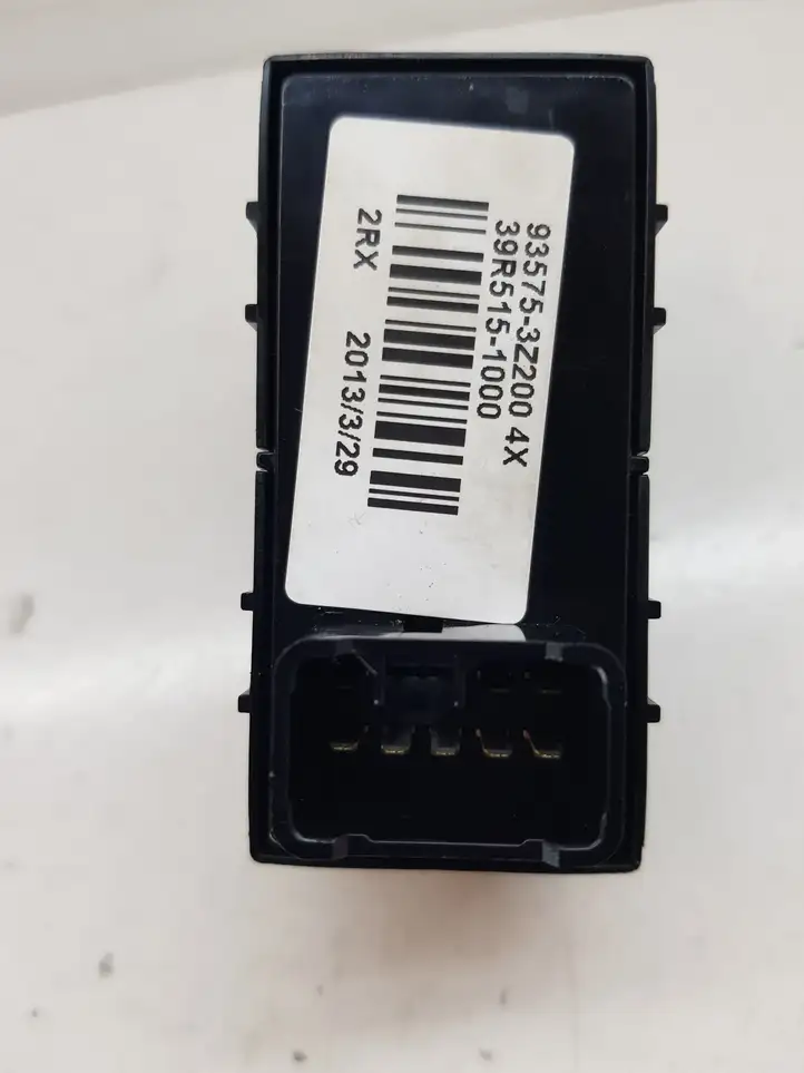 Hyundai i40 (2011 - ) 935753Z200 Блок кнопок стеклоподъемников — фото 3