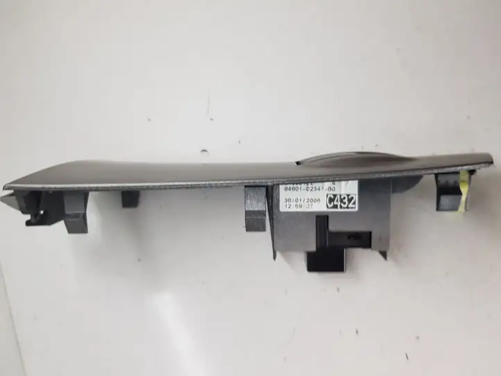 Toyota Corolla E120 E130 (2004 - 2007) 8480102341B0 Кнопка стеклоподъемников — фото 2