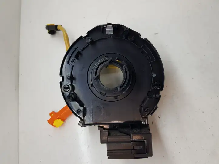 Toyota Corolla E120 E130 (2004 - 2007) Контактное кольцо SRS — фото 3