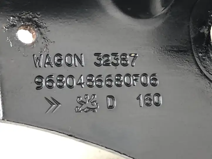 Peugeot Partner (2008 - 2012) 9680486680 Нижняя направляющая раздвижной двери — фото 2
