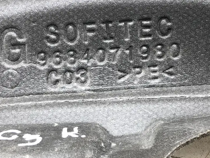Citroen C3 (2013 - 2016) 9684071980 Абсорбер крыла — фото 2