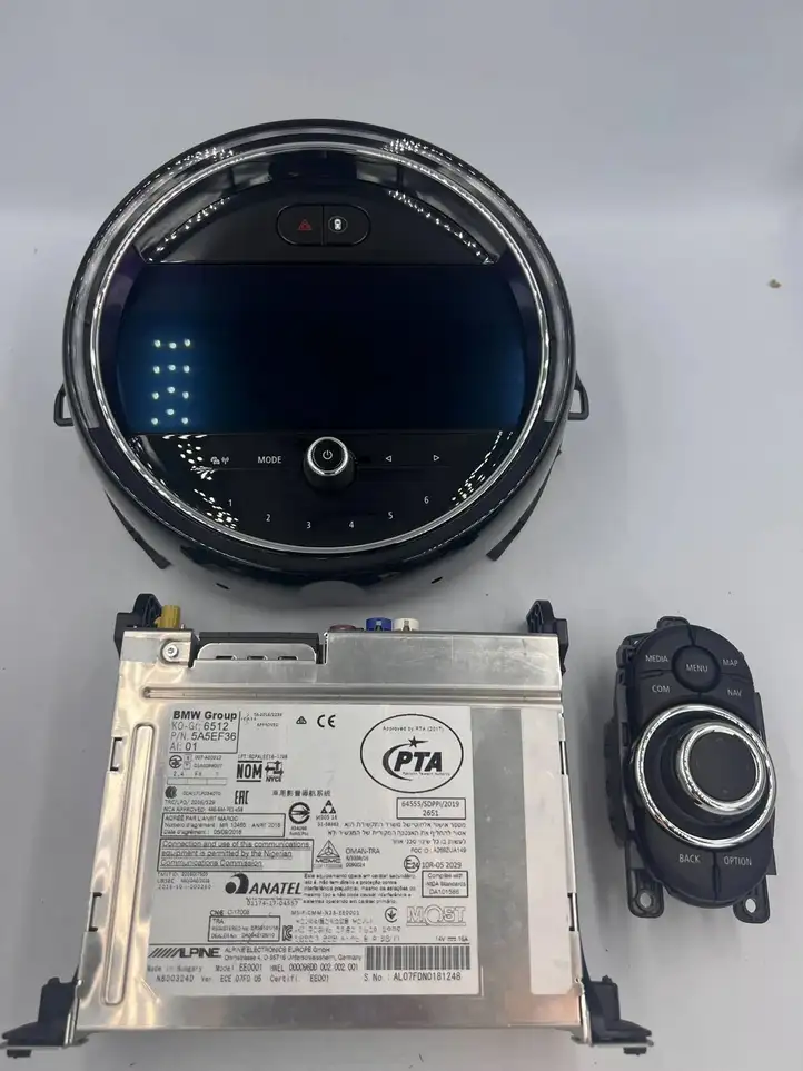 Mini One Cooper F56 F55 (2012 - 2022) 65509824925 Магнитола / мультимедийная система — фото 1