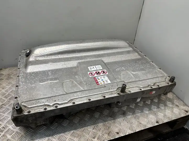 Volkswagen PASSAT B8 3Q0915590F Модуль аккумуляторной батареи гибридного автомобиля / электромобиля — фото 1