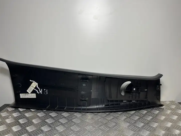 Jeep Grand Cherokee WL (2017 - 2022) 53252611 Верхняя обшивка стойки B — фото 4