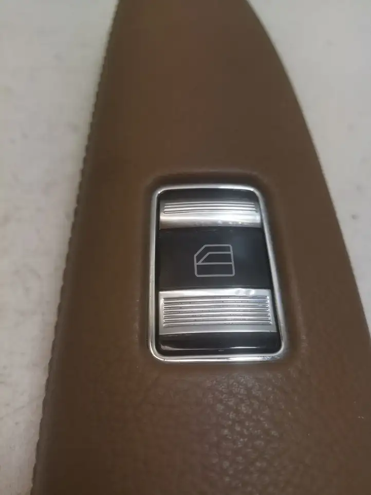 Mercedes-Benz S W221 (2005 - 2013) A2218201710 Блок кнопок стеклоподъемников — фото 4