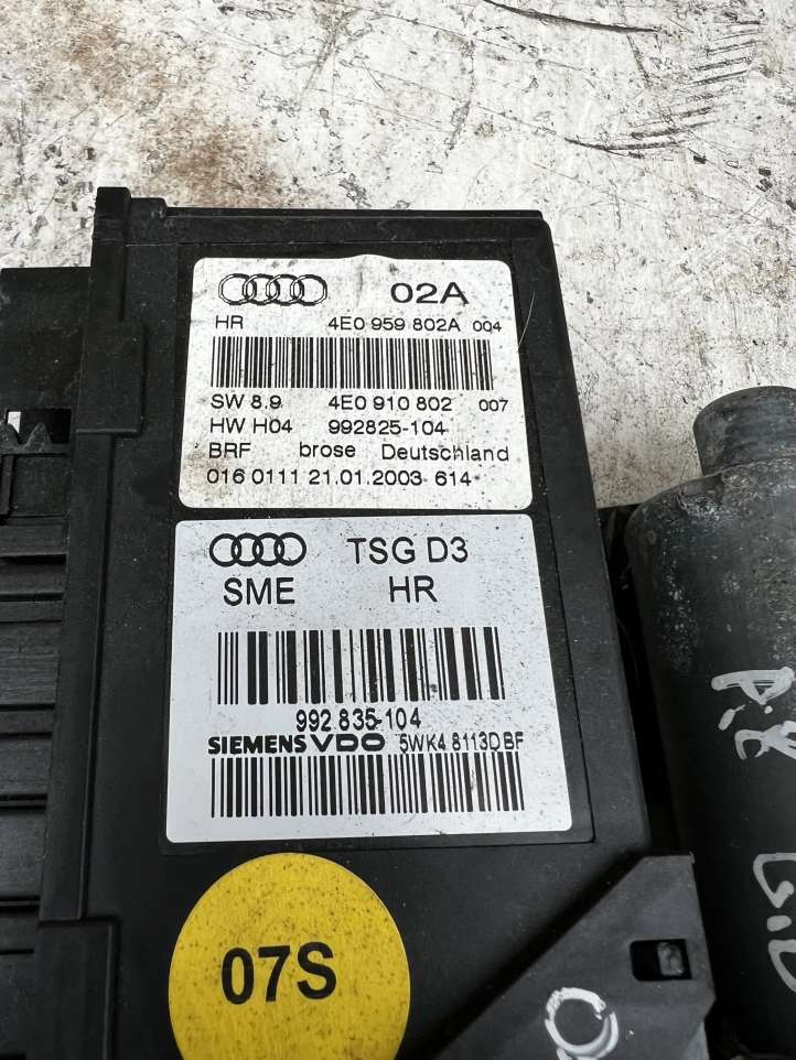 4E0959802A Audi A8 S8 D3 4E Galinis varikliukas langų pakėlėjo