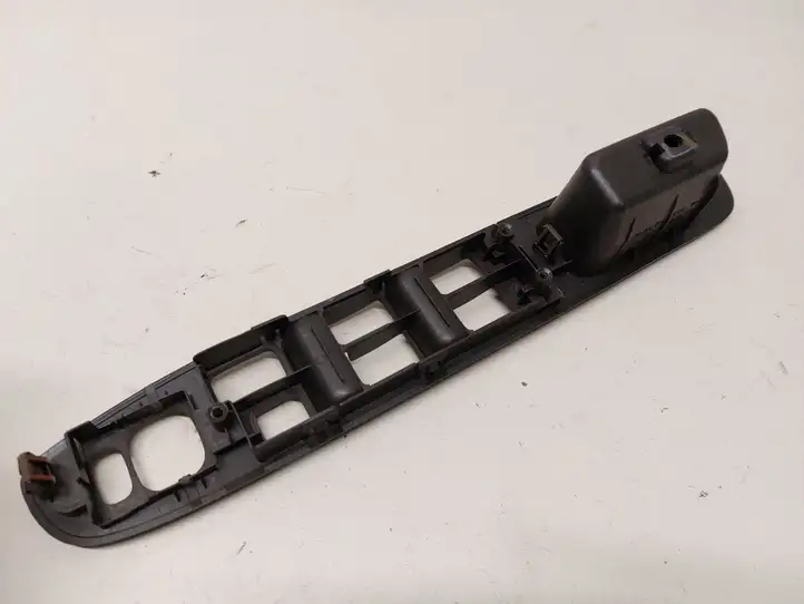 Subaru Impreza II (2006 - 2007) Накладка кнопки стеклоподъемника — фото 3
