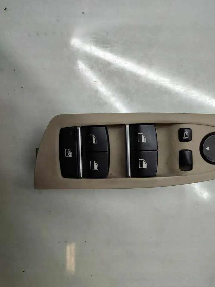 BMW 7 F01 (2008 - 2016) 9163614 Блок кнопок стеклоподъемников — фото 5