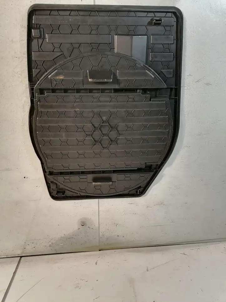 Audi A6 C7 (2011 - 2014) 4G9863547 Обшивка ниши запасного колеса — фото 3