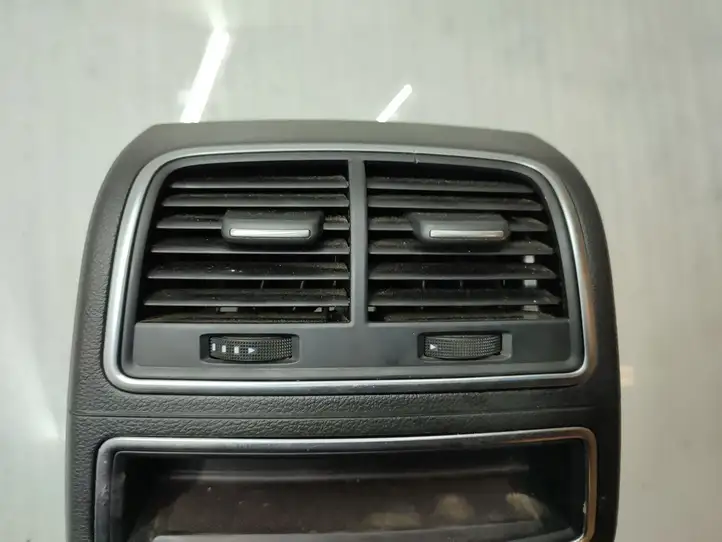 Audi A6 C7 (2011 - 2014) 4G0863300 Задний воздушный дефлектор — фото 4