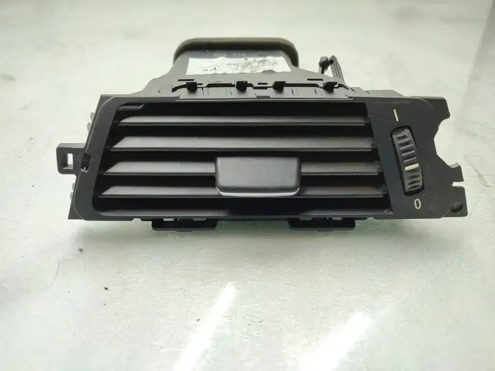 BMW 3 E90 E91 (2005 - 2012) 9130460 Боковой воздушный дефлектор — фото 1