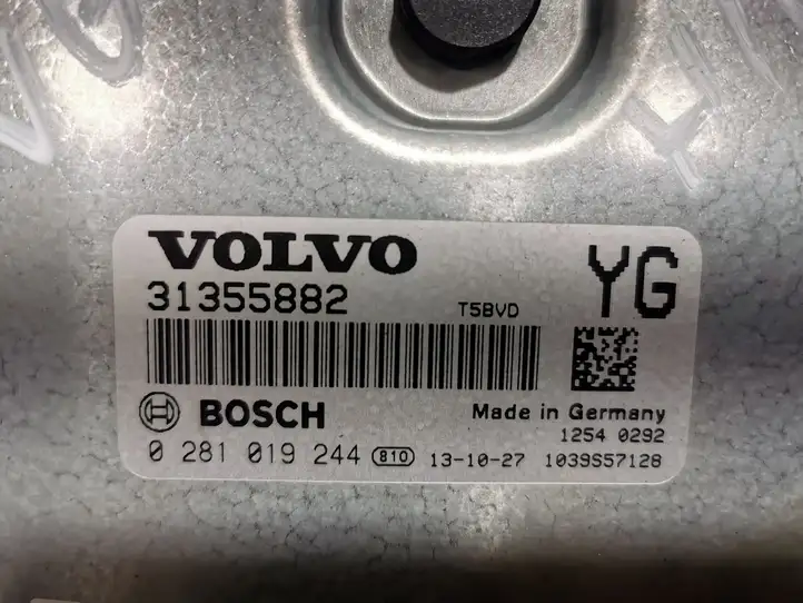 Volvo V60 (2013 - 2018) 31355882 Блок управления двигателем (ЭБУ) — фото 4