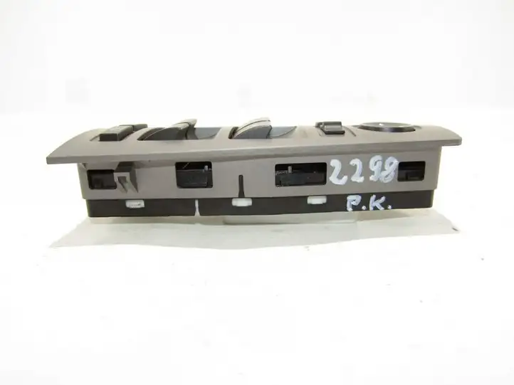 BMW 7 E65 E66 (2001 - 2008) Кнопка стеклоподъемников — фото 3
