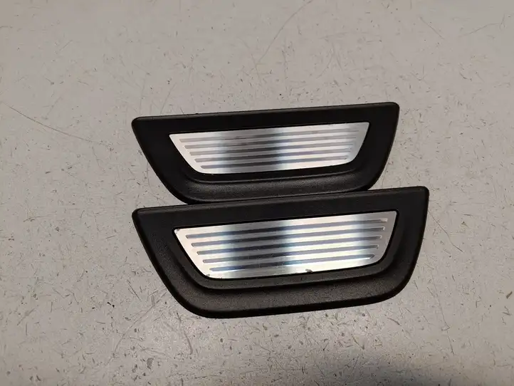 BMW X3 F25 (2010 - 2017) 51478060406 Внутренняя обшивка порога (комплект) — фото 6