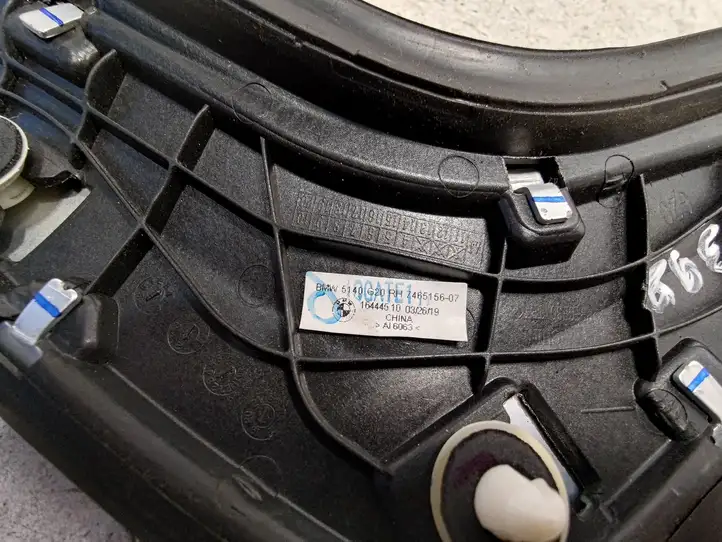 BMW 3 G20 G21 (2019 - ) 51437465156 Молдинги задней двери — фото 3