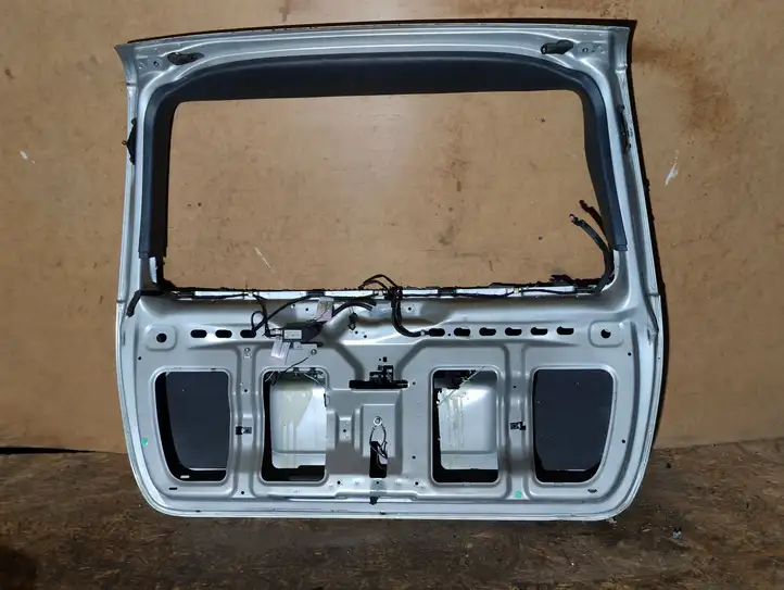Mercedes-Benz ML W163 (1997 - 2005) Крышка багажника — фото 4