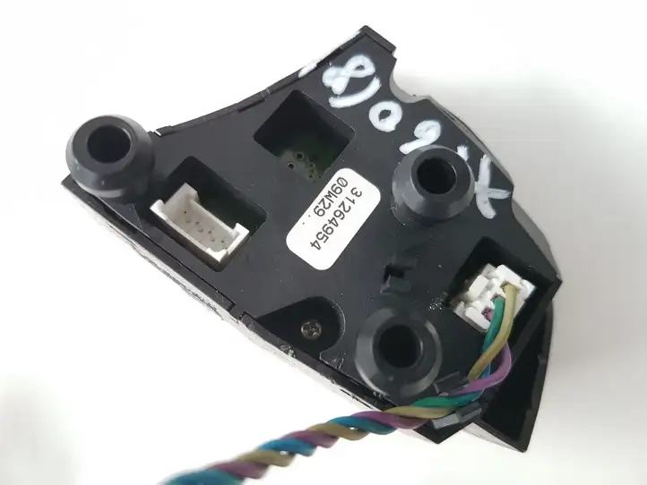 Volvo XC60 (2008 - 2013) 31264948 Кнопки на рулевом колесе — фото 2