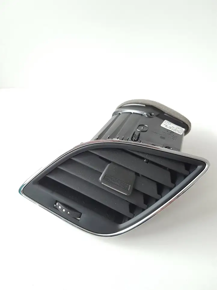 Seat Leon (5F) (2012 - 2019) 5F2820901F Боковой воздушный дефлектор — фото 3