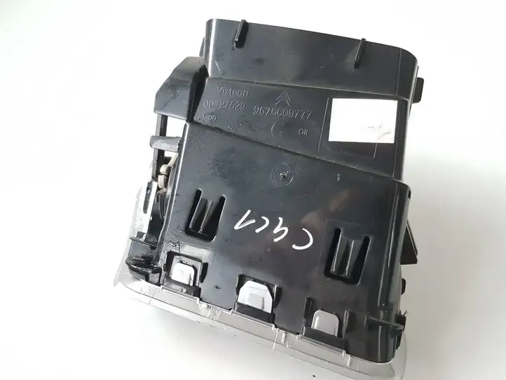 Citroen C4 (2011 - 2016) 9676609777 Боковой воздушный дефлектор — фото 5