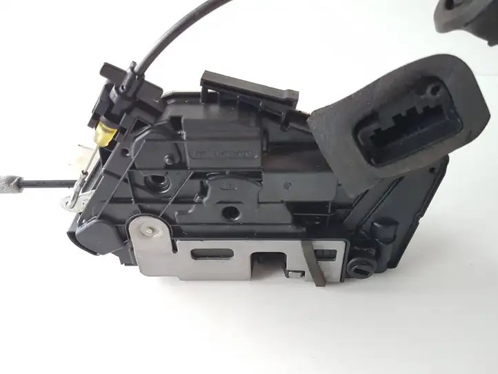 Seat Leon (5F) (2012 - 2019) 5K4839016AG Замок задней двери — фото 3