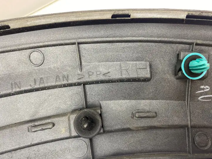 Subaru Outback (2007 - 2009) Молдинг заднего крыла — фото 4