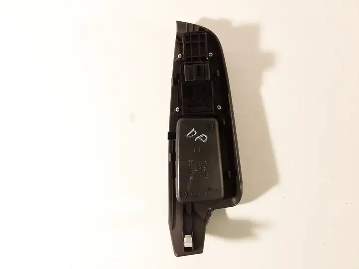 Honda Civic (2006 - 2011) M31538 Кнопка стеклоподъемников — фото 5