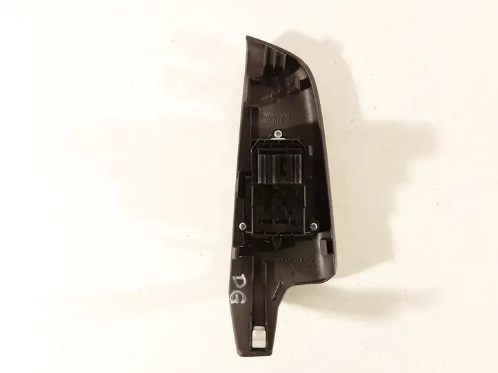 Honda Civic (2006 - 2011) M31538 Кнопка стеклоподъемников — фото 5